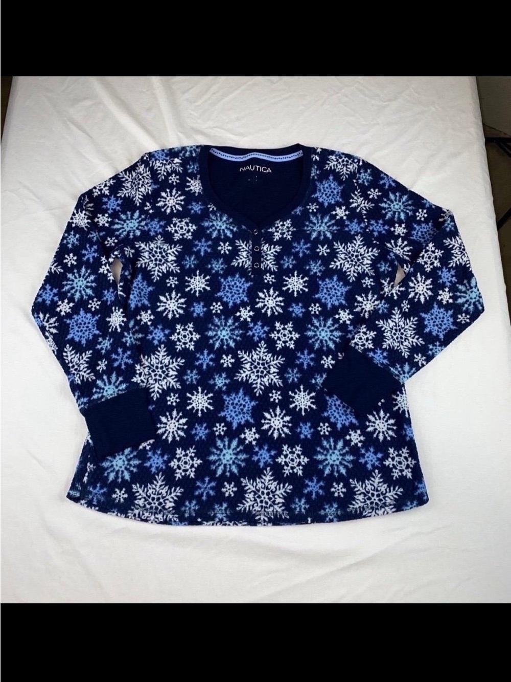 Snowflake PJ set - Picture 2 of 12